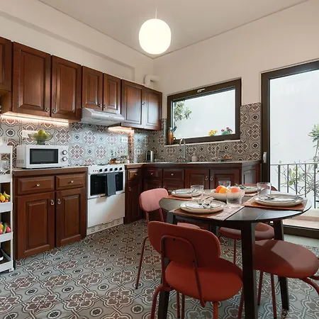 Katsambas - Cozy Retro-luxury With Balcony