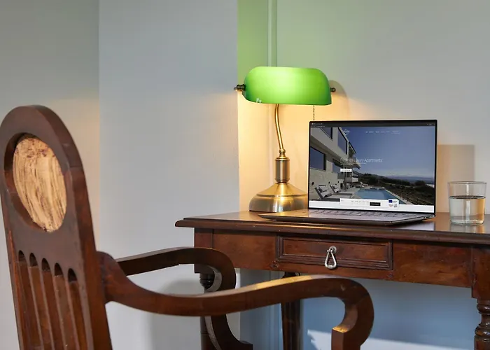 Katsambas - Cozy Retro-luxury With Balcony Апартаменты Ханья