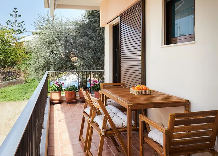 Апартаменты Katsambas - Cozy Retro-luxury With Balcony