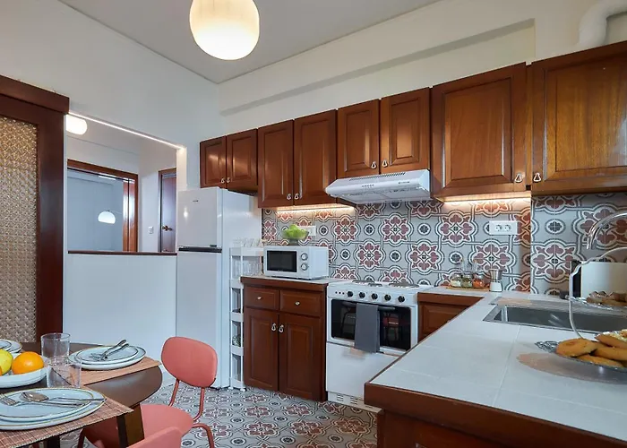 Апартаменты Katsambas - Cozy Retro-luxury With Balcony